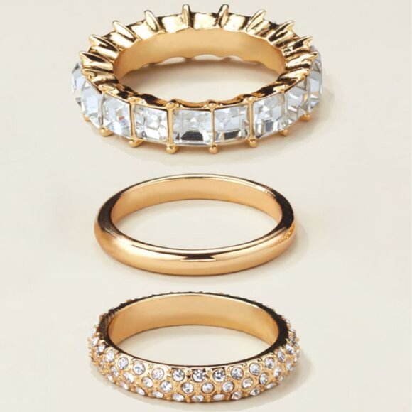 Sleek Links Ring Size 6 - Picture 1 of 3